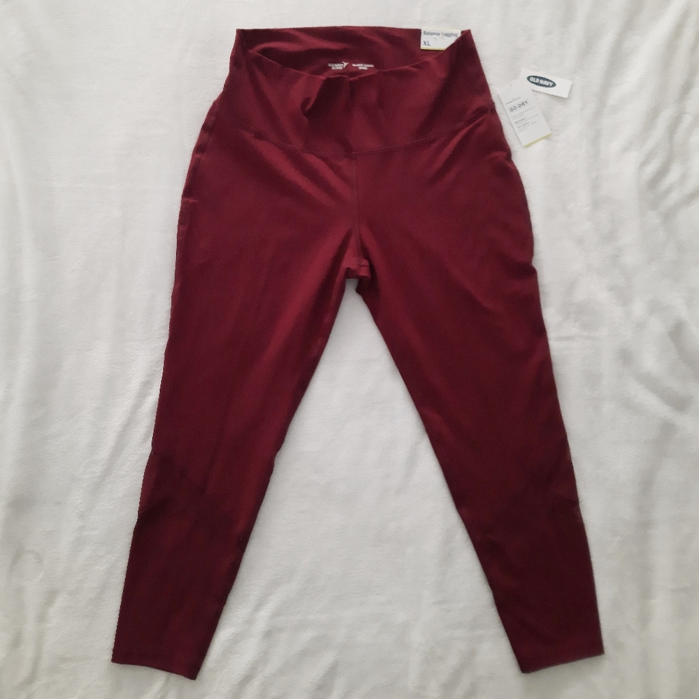Old Navy Go-Dry Balance Leggings